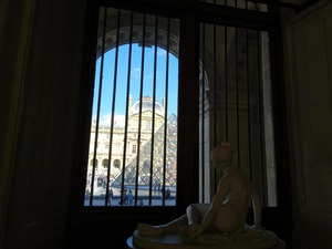 In Louvre with the View