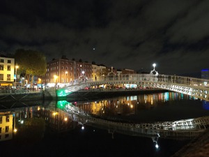 Dublin Dreams along River Quay 1C