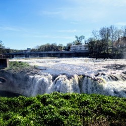 From the Edge: Serenity Meets Momentum at Paterson Great Falls