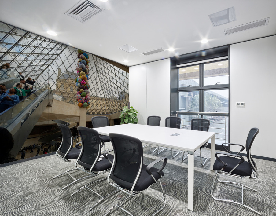 In Louvre with the View 2B Wall Printing