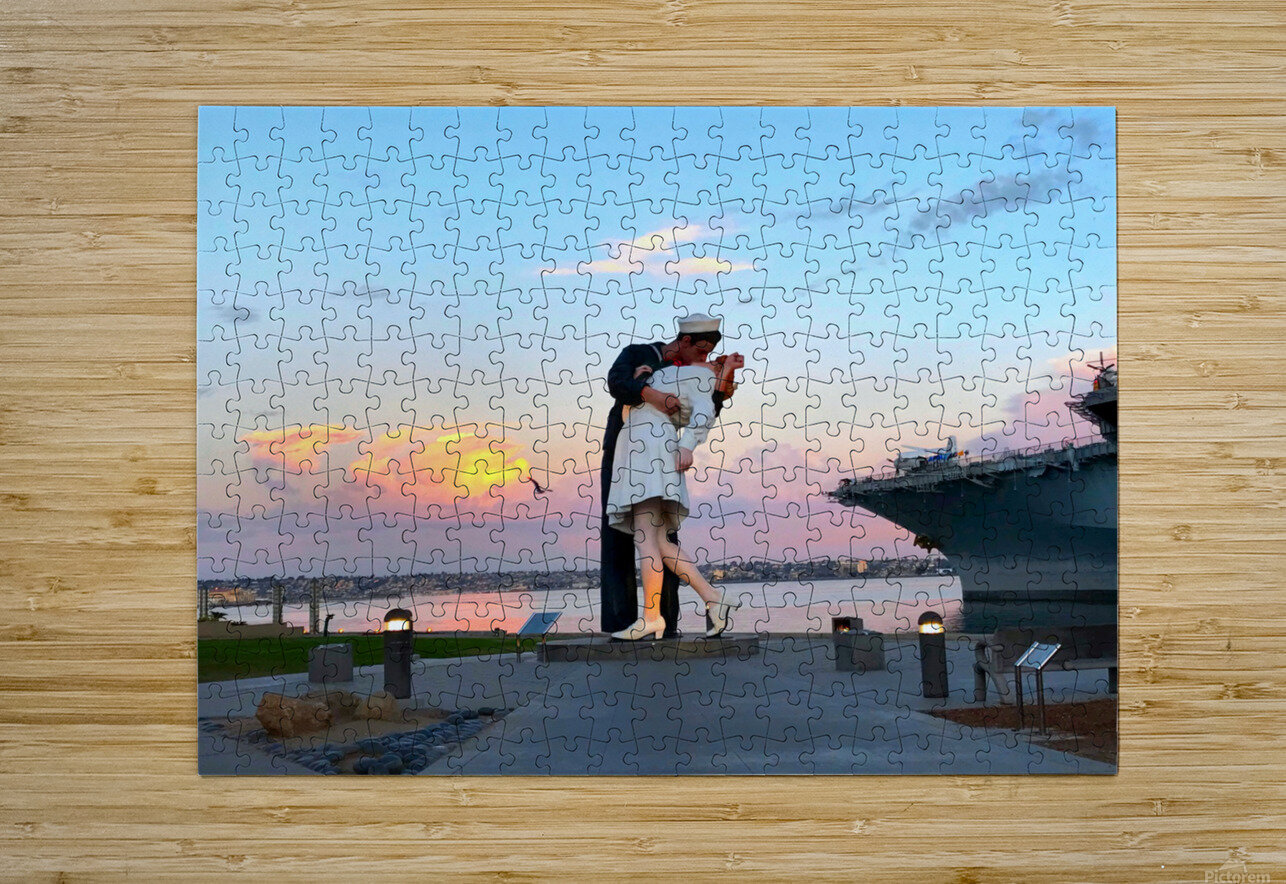 The Warm Frozen Kiss  2 Click4Pix Puzzle printing
