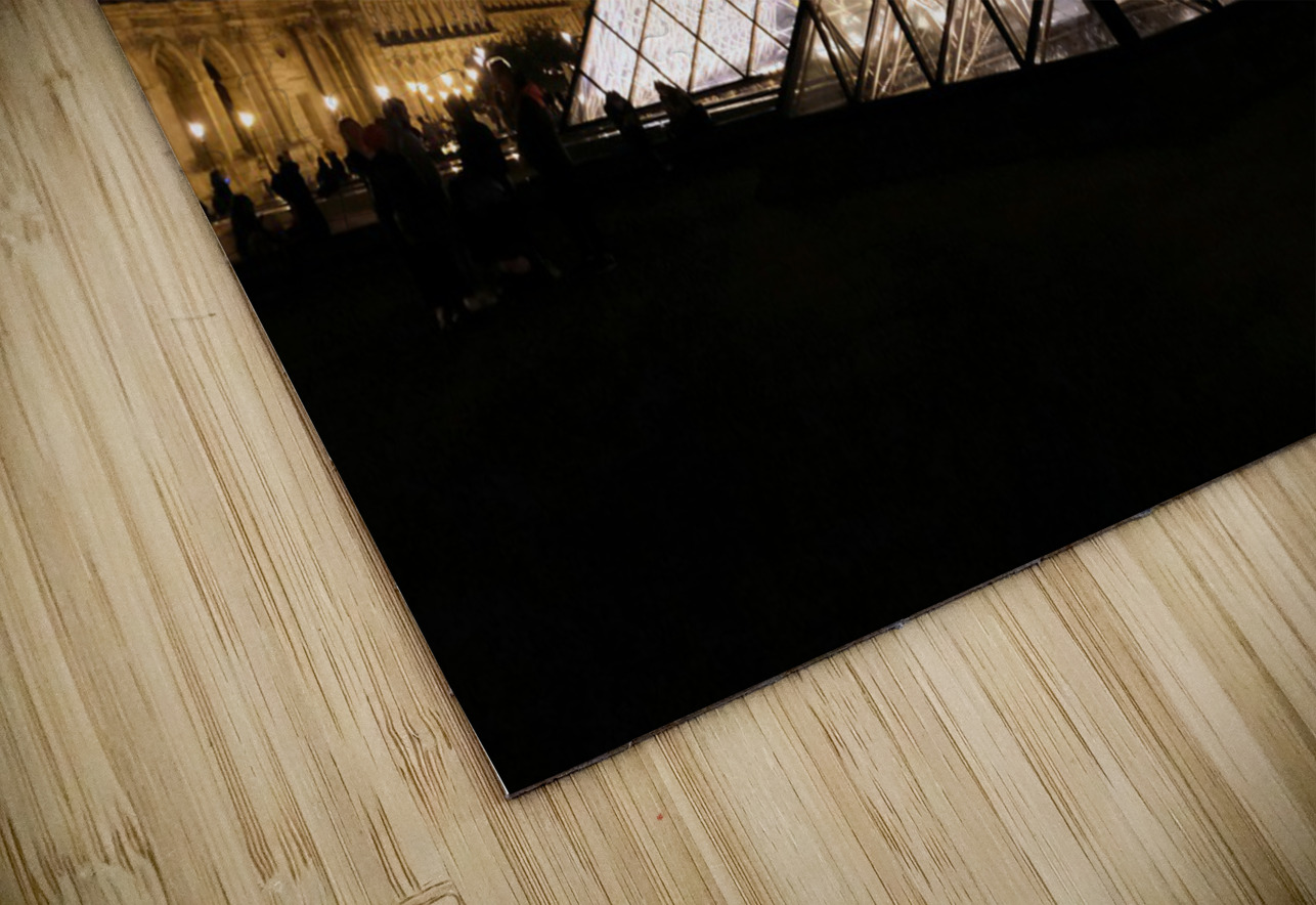 A Louvre Triangle 2 Click4Pix Puzzle